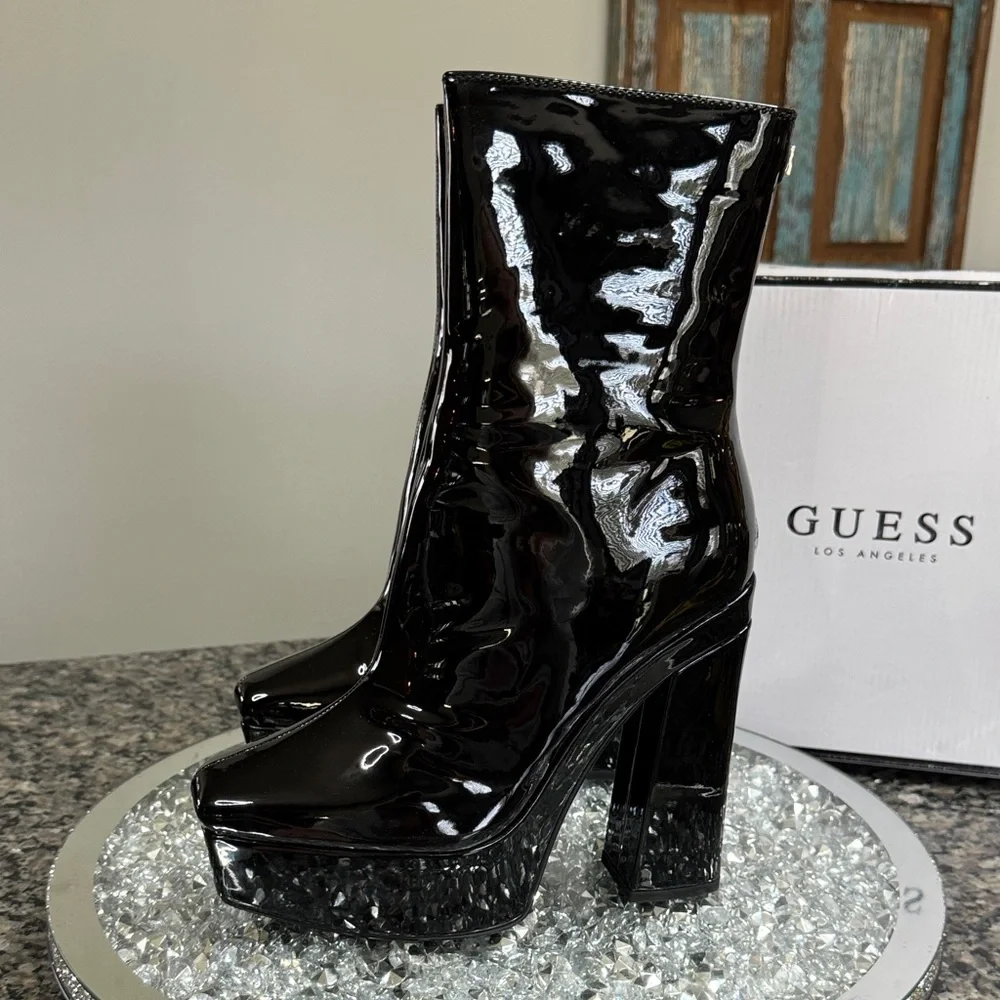 GUESS Black Patent Platform Ankle Boots NEW - Picture 7 of 17